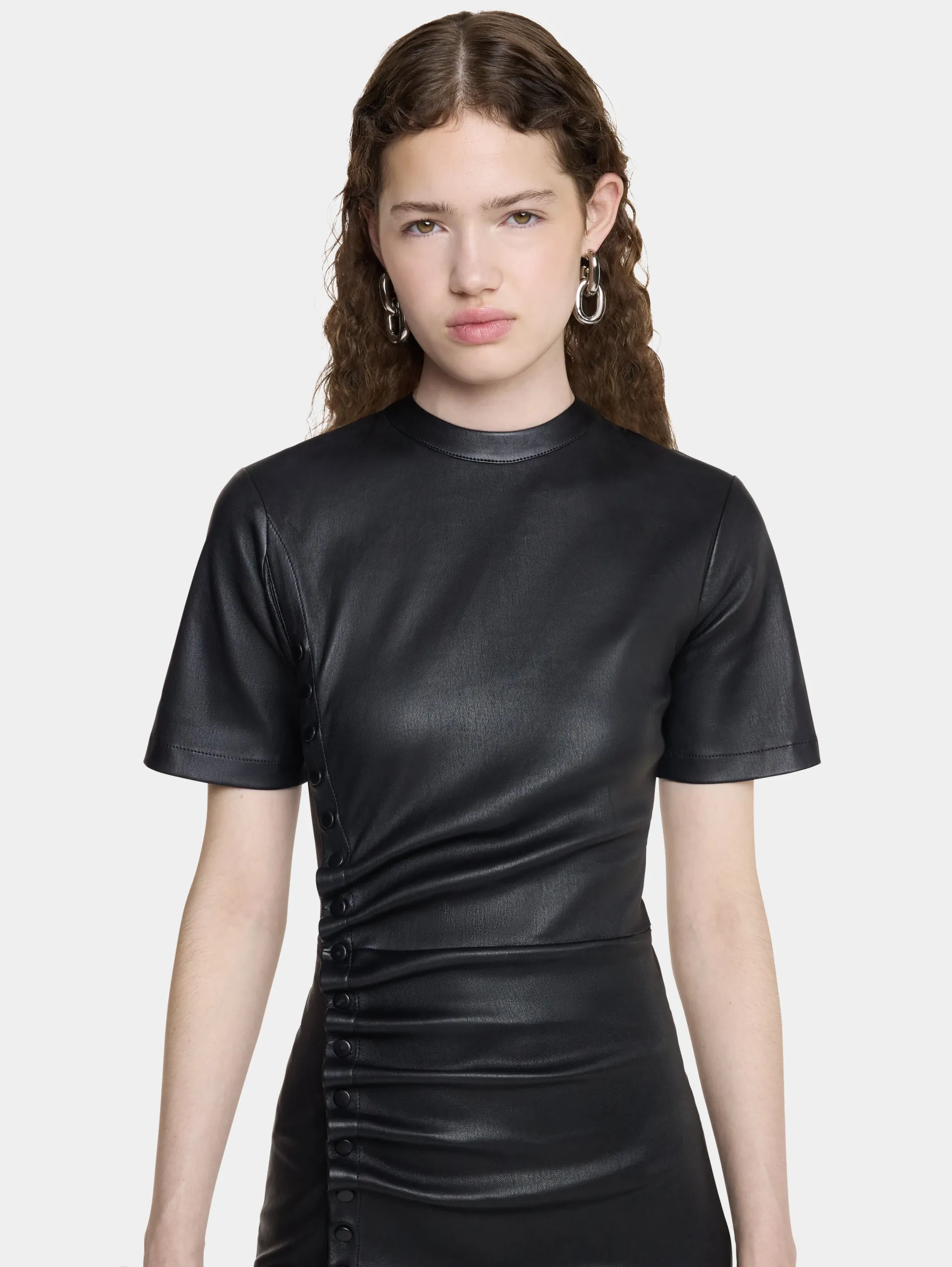Hot ROBE DRAPéE PRESSION COURTE EN CUIR Robes