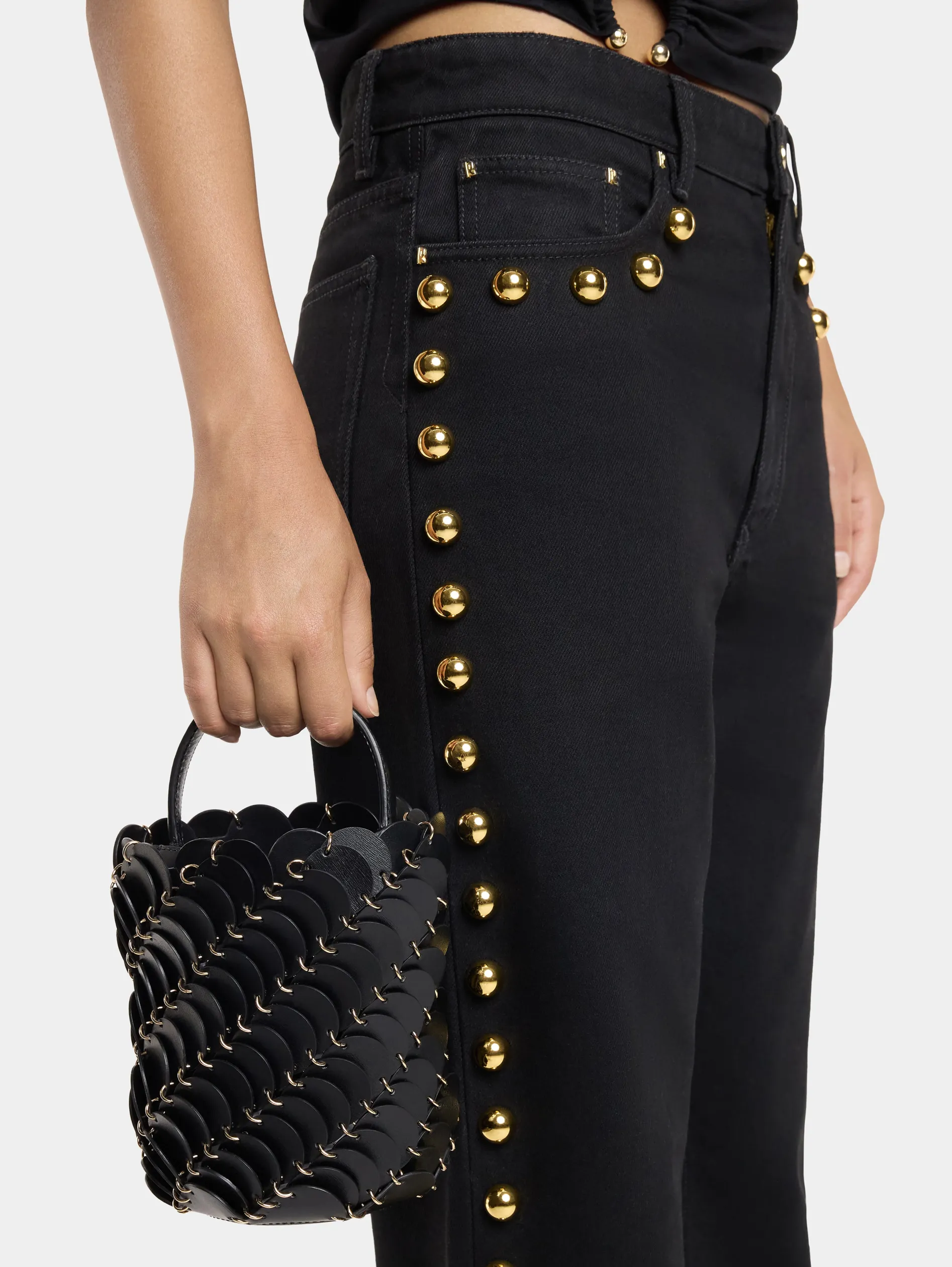 Cheap Small Black bucket Paco bag in leather Les Sacs Paco En Cuir | Sacs Porté Épaule